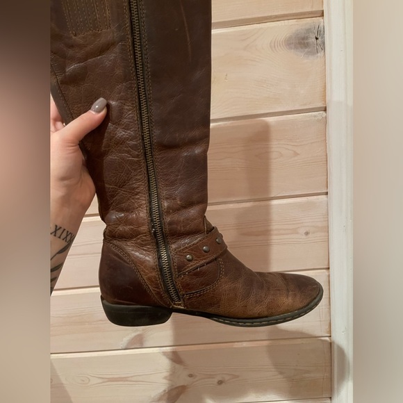 B.O.C. THICK DISTRESSED LEATHER KNEE HIGH RIDING BOOTS - SIZE 6.5 - Picture 10 of 13